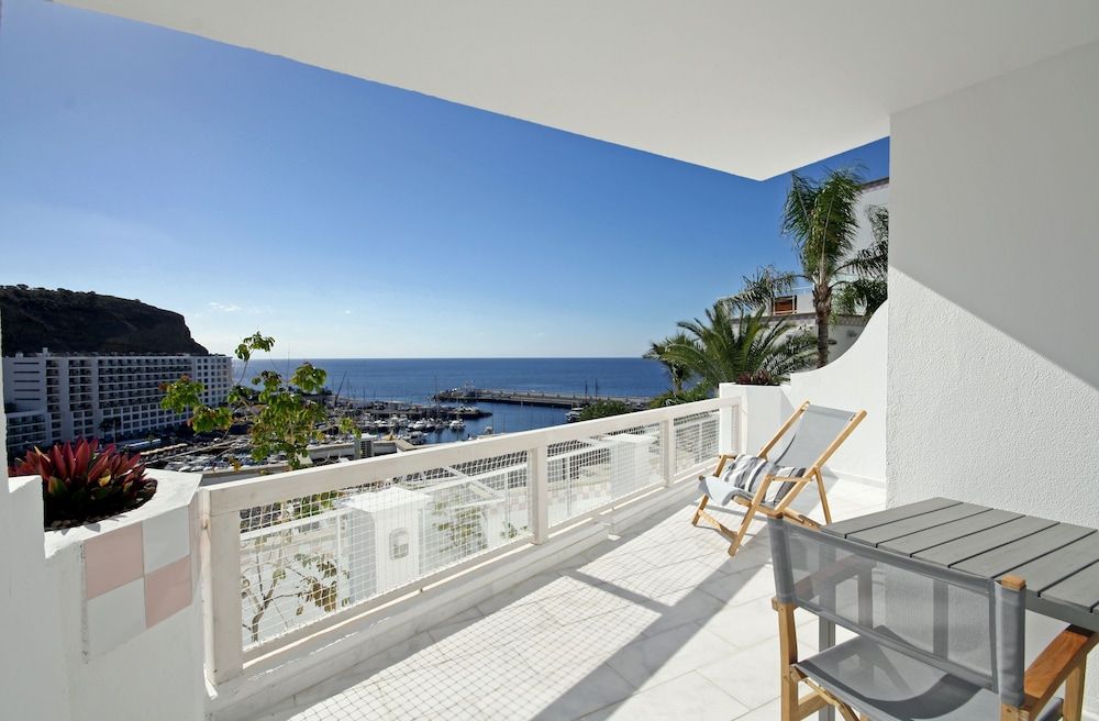 Standard Apartment, Terrace, Partial Ocean View