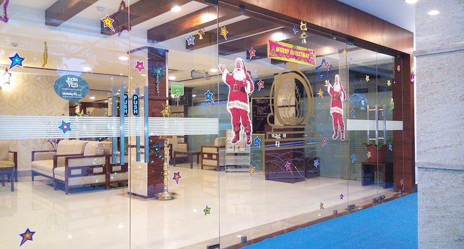 Hotel White Gate & Resort