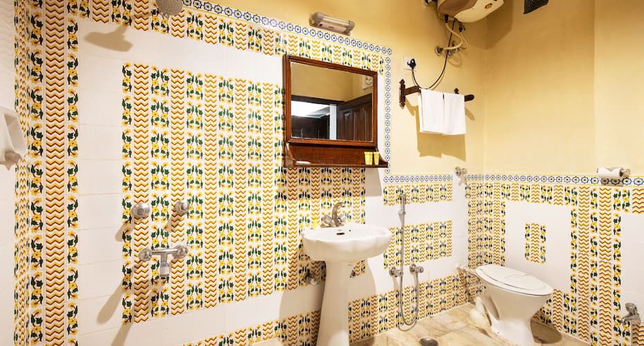 Bundelkhand Riverside Resort Poolside  Deluxe Room 4