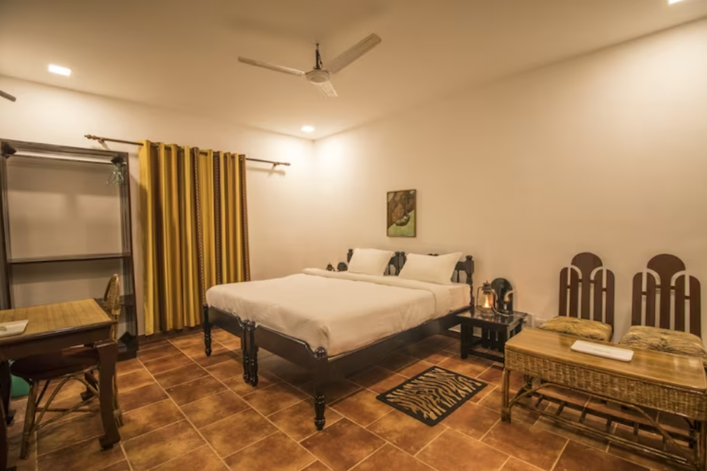 Krishna Jungle Resort Kanha Deluxe Room 5