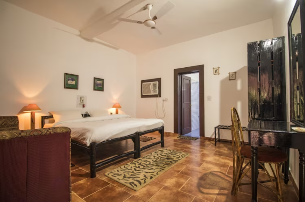 Krishna Jungle Resort Kanha Deluxe Room 2