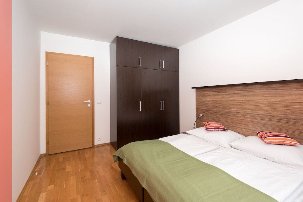 undefined Aparthotel Angel 10