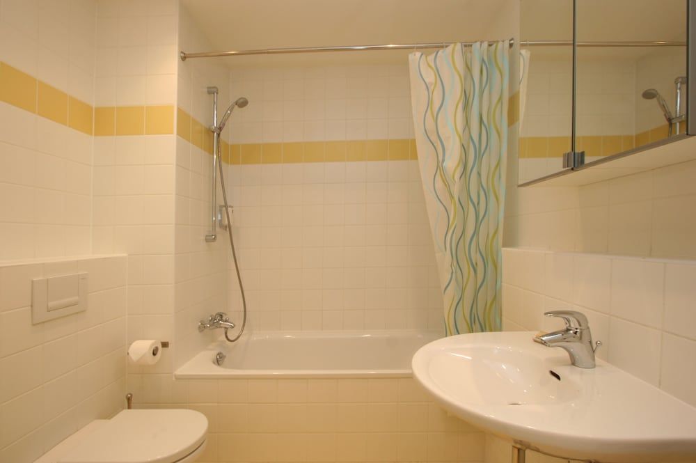 Aparthotel Angel Standard Apartment, Multiple Beds 3