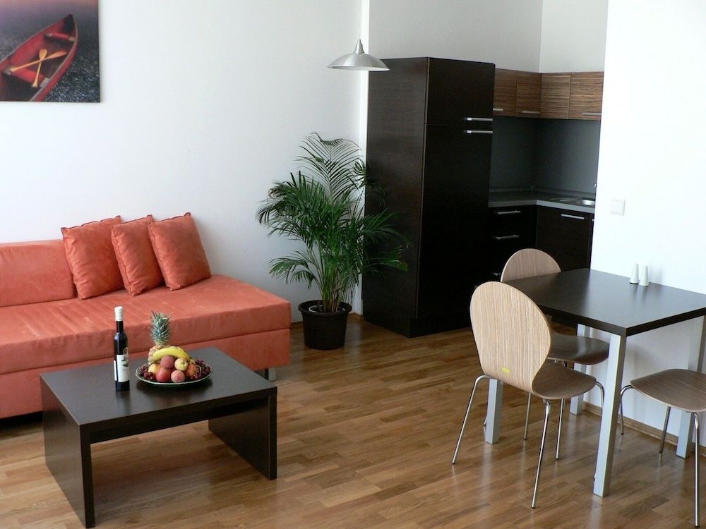 Aparthotel Angel Standard Apartment, 3 Twin Beds 8