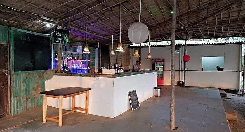 Bar