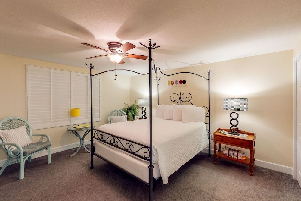 Condo, 3 Bedrooms
