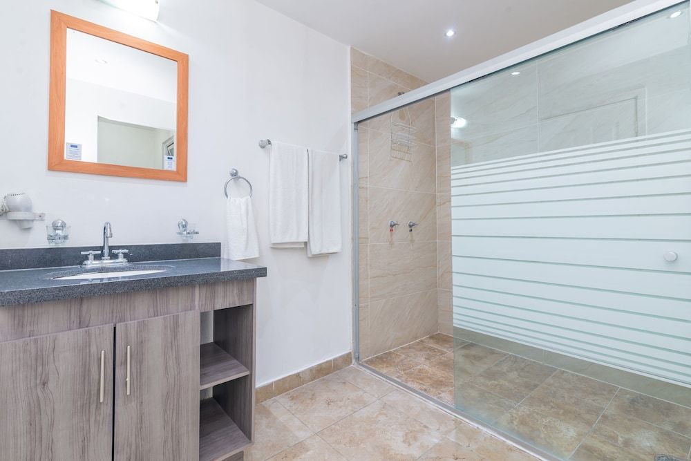 European Life Style Executive Suites & Gallery Suite, 3 Bedrooms 5