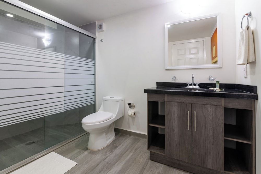 European Life Style Executive Suites & Gallery Loft 4