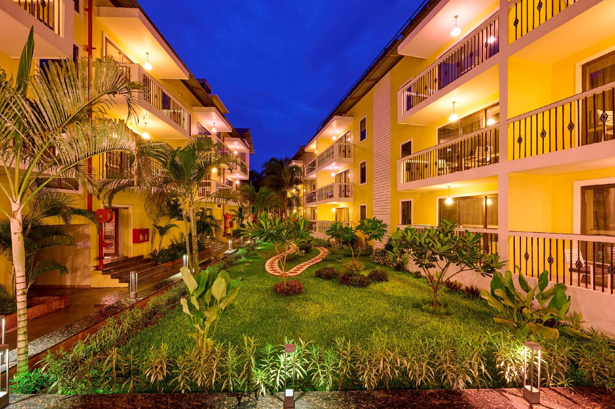Sea Breez Max Resort & Spa