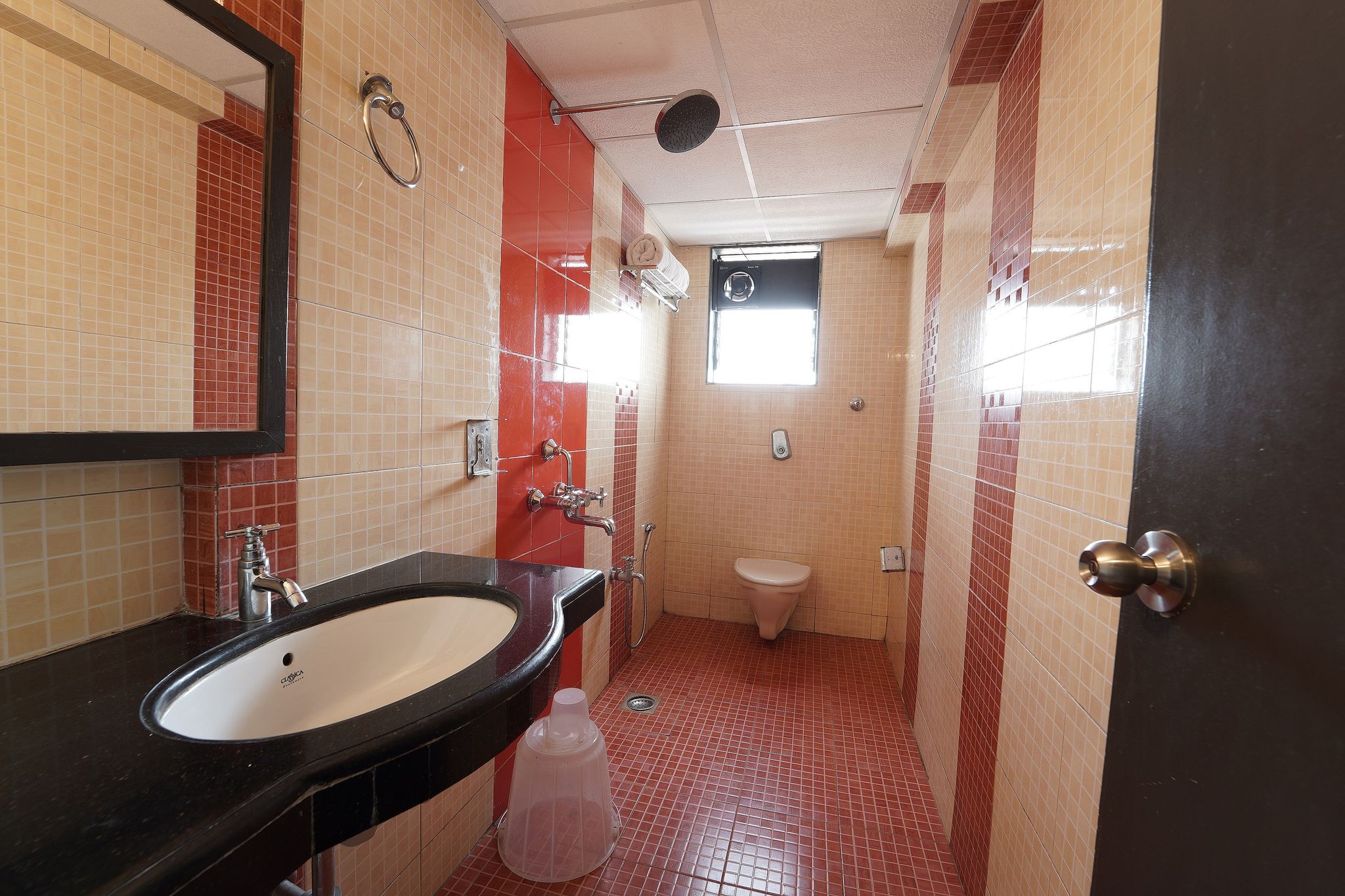 Om Shiv Hotel AC Standard Room 6