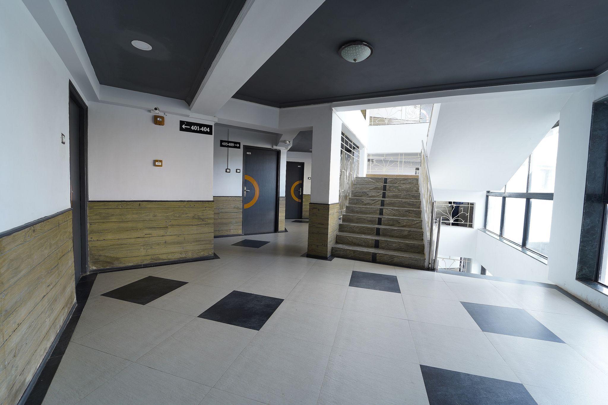 undefined Om Shiv Hotel 3