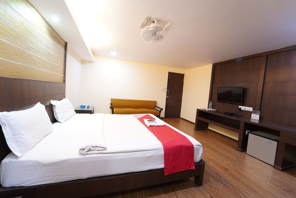 Ocean View The Apartment Hotel Deluxe Room 12