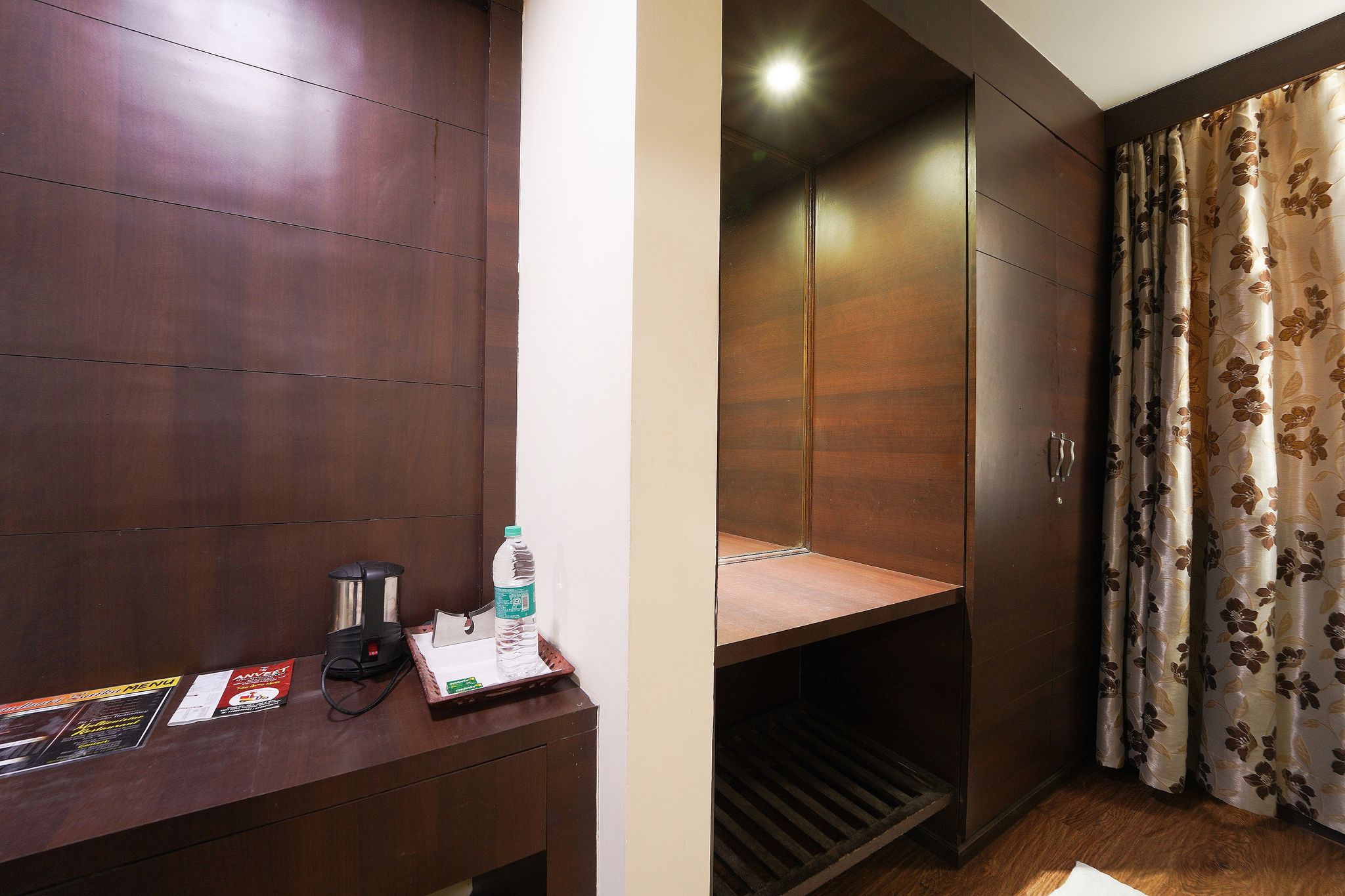 Ocean View The Apartment Hotel Deluxe Room 18