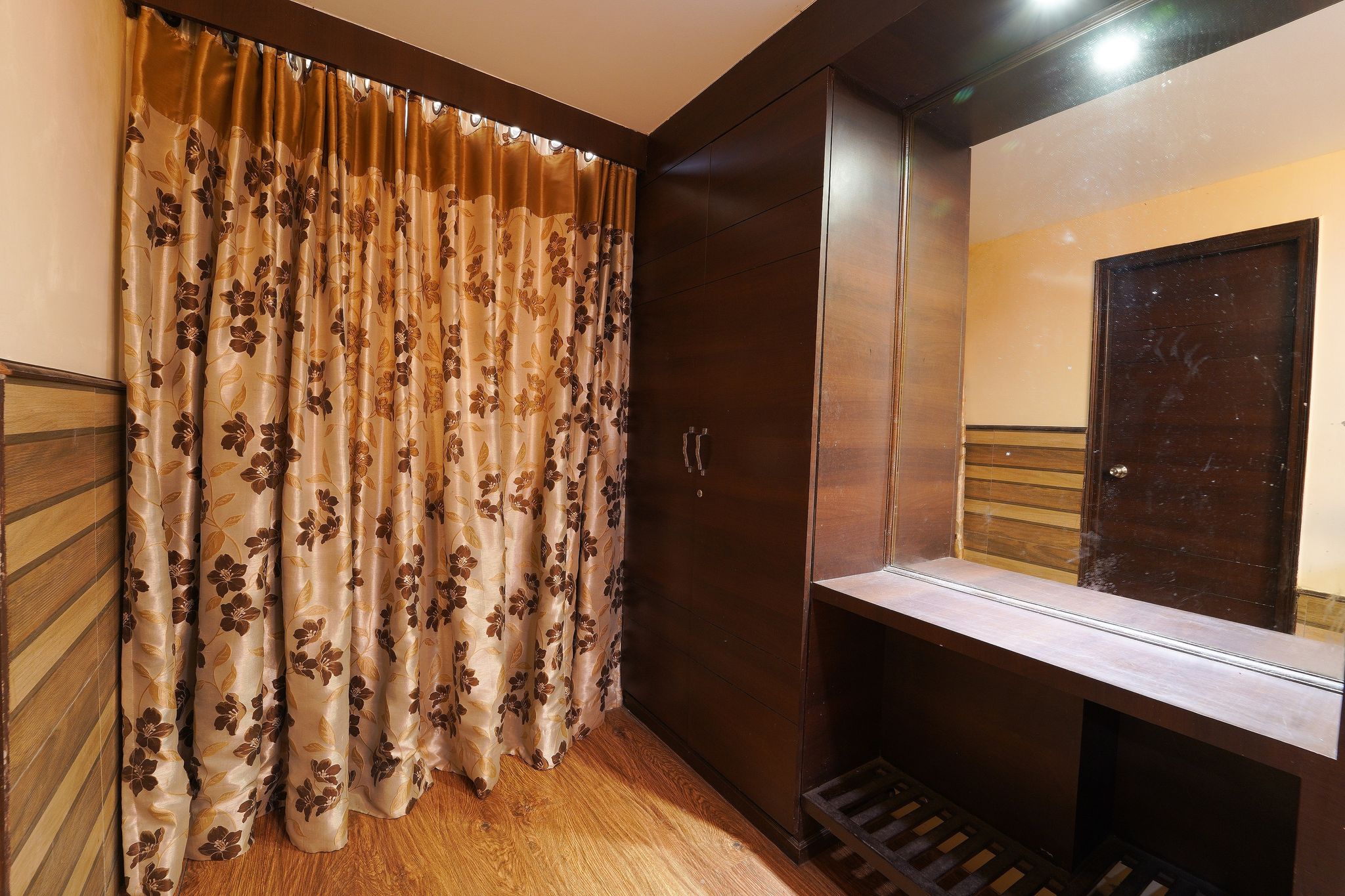 Ocean View The Apartment Hotel Deluxe Room 20