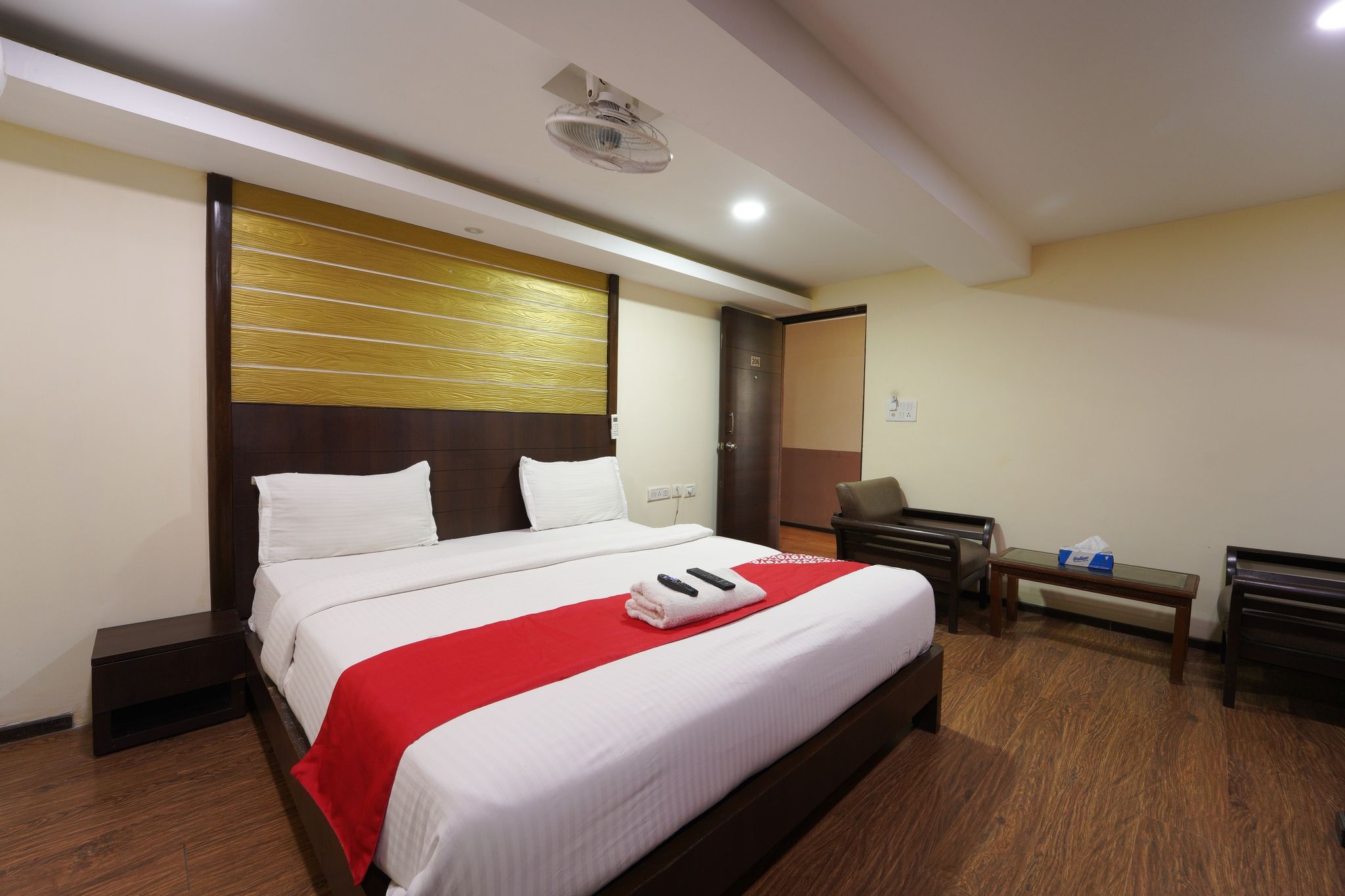 Ocean View The Apartment Hotel Deluxe Room 9