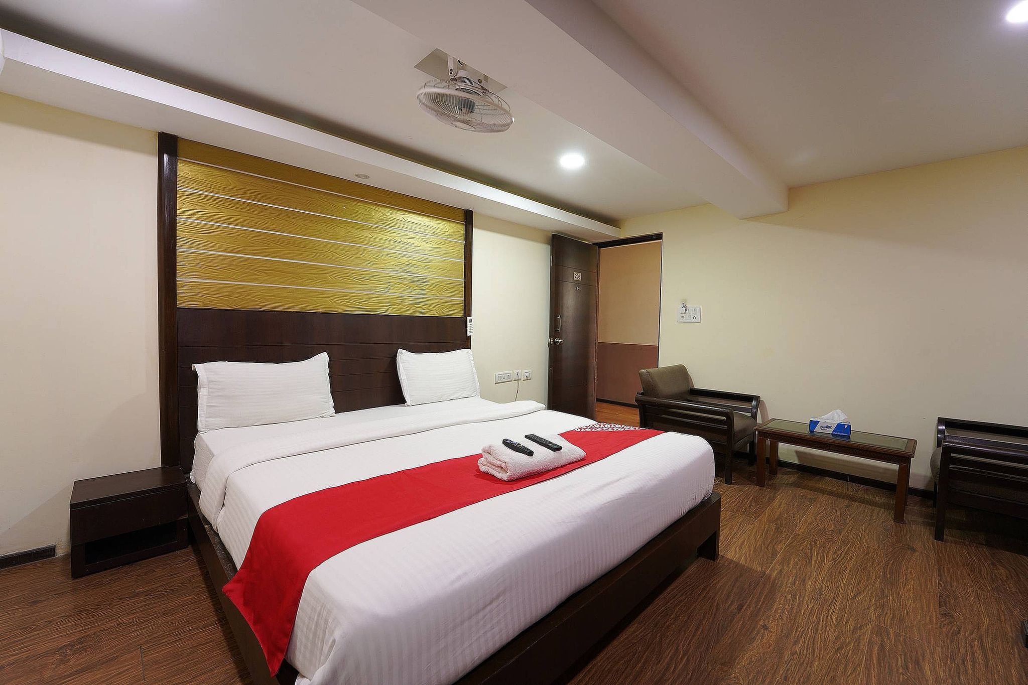 Ocean View The Apartment Hotel Deluxe Room 8