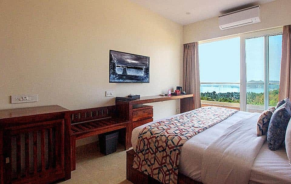 Kuber Mandovi Bay Deluxe With Sea View 2