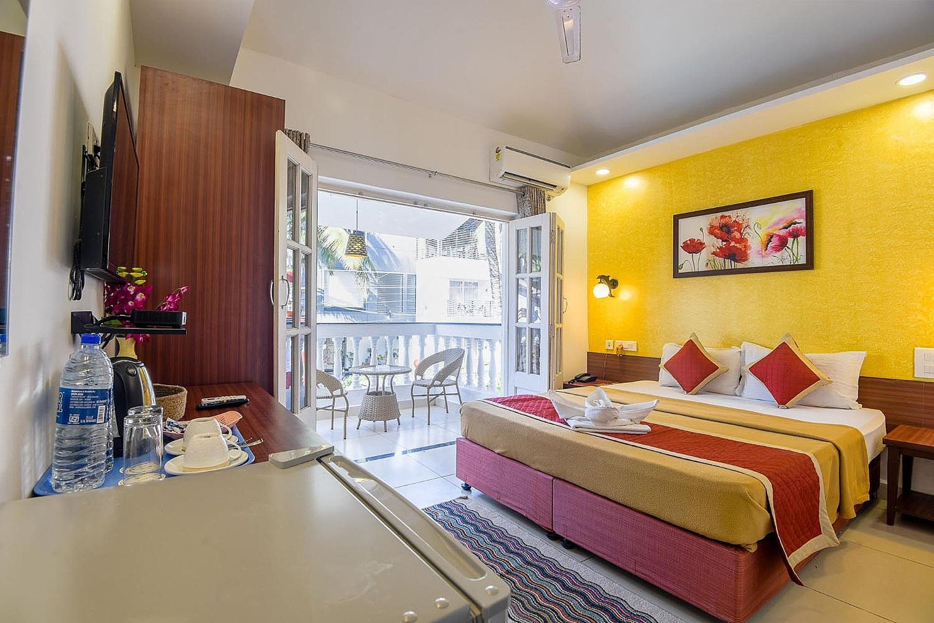 Double Room with Pool View