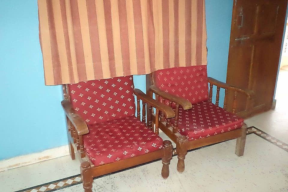 Sitting Area