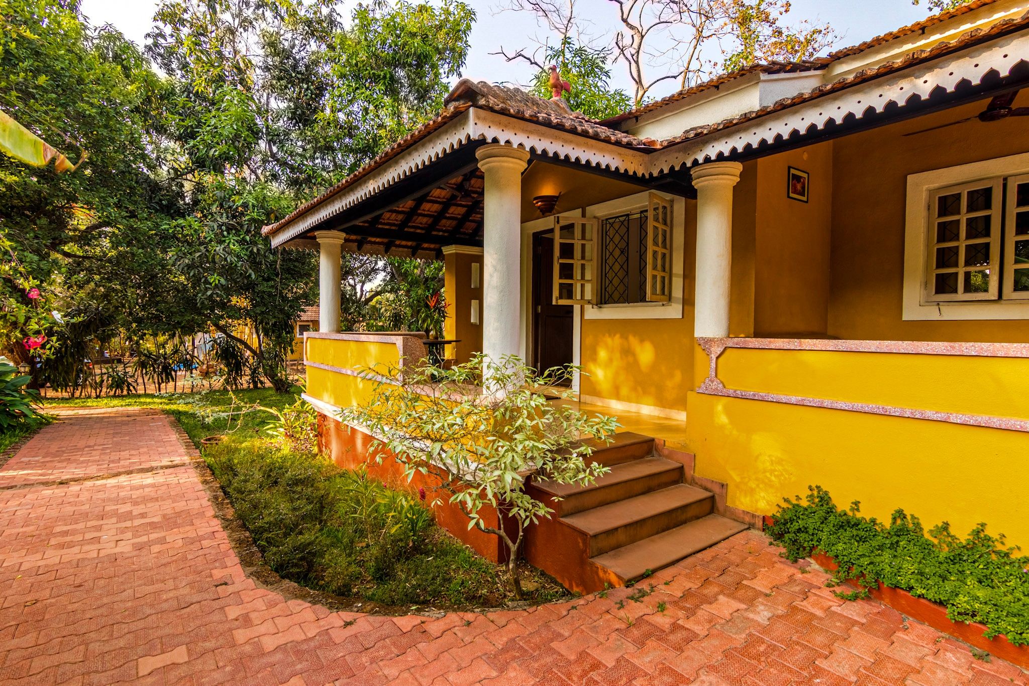 undefined Granpa's Inn Hotel Bougainvillea 10