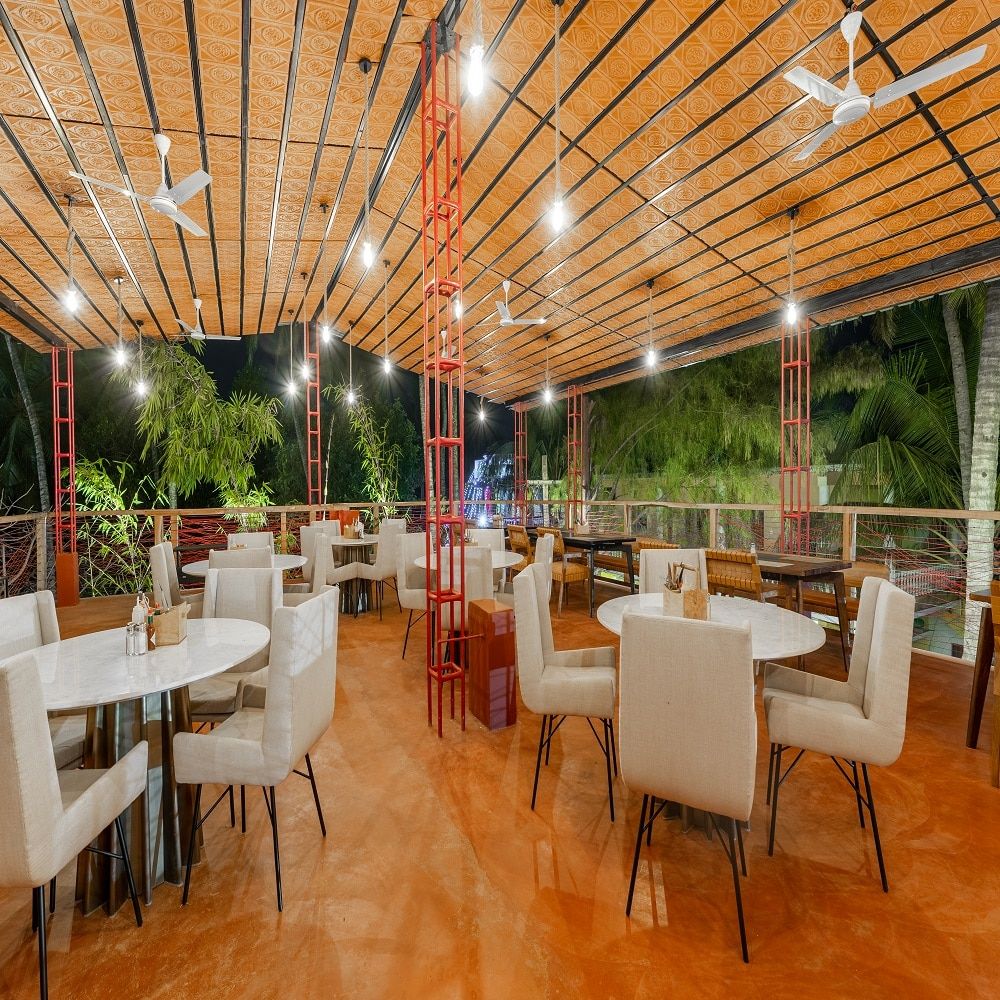Food & Dining