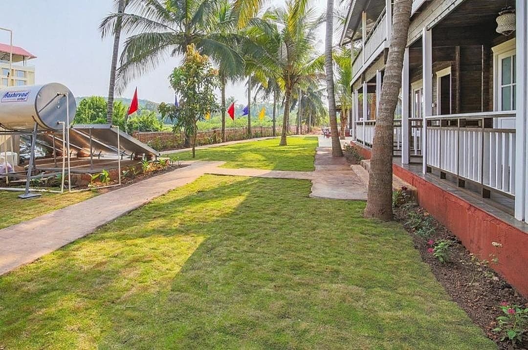 undefined Casa Seaesta Beach Cottages & Suites 3
