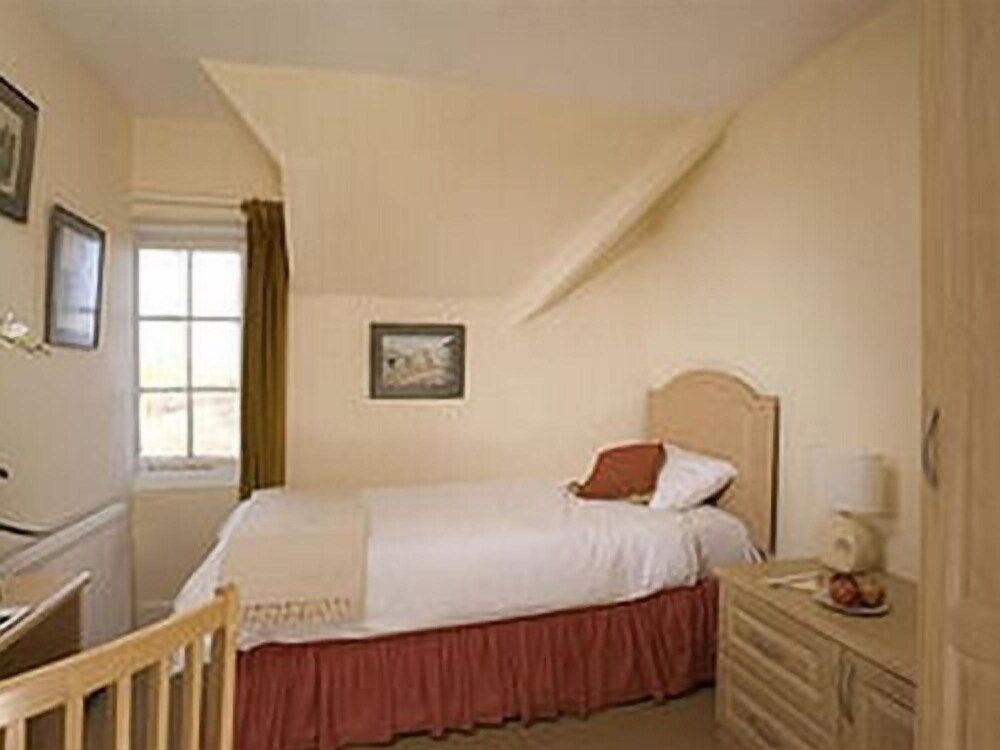 Manston Guest House Superior Suite, Ensuite 2
