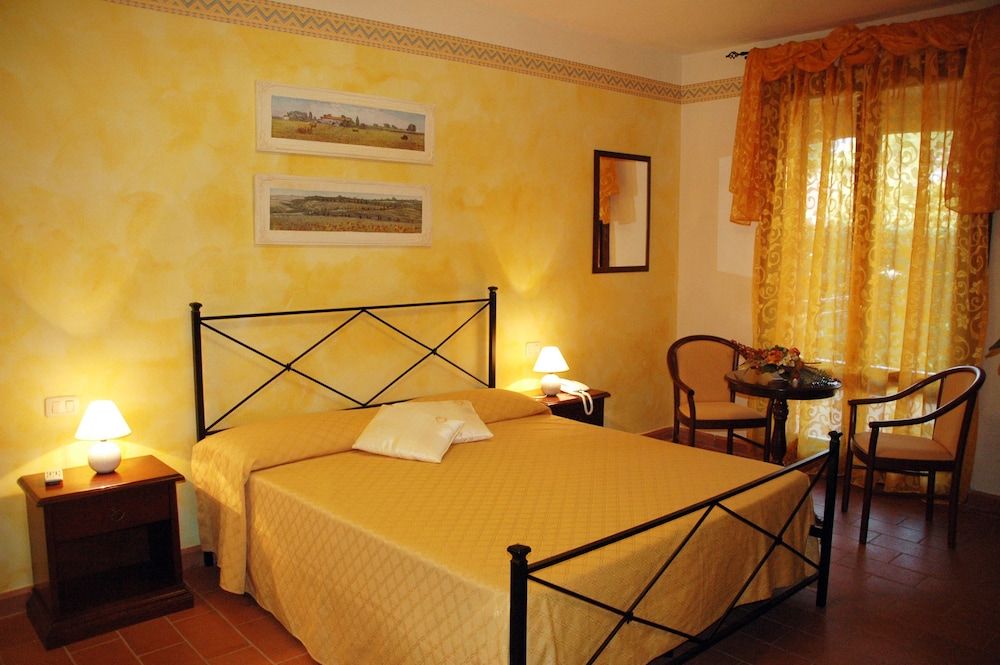 Borgo degli Olivi Double Room Single Use 2