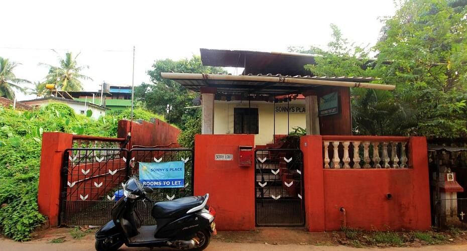 undefined Sonnys Place 4