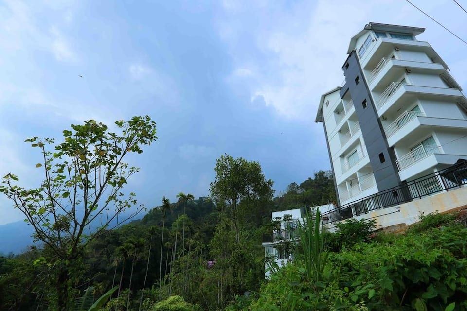 undefined Snowline Resort 9
