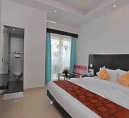 Snowline Resort Executive Valley View with Balcony 4
