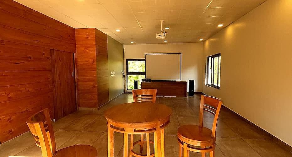 undefined The Wild Trails Clarks Exotica, Munnar 3