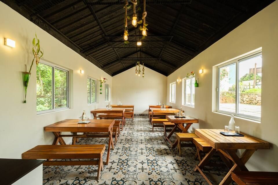 Food & Dining