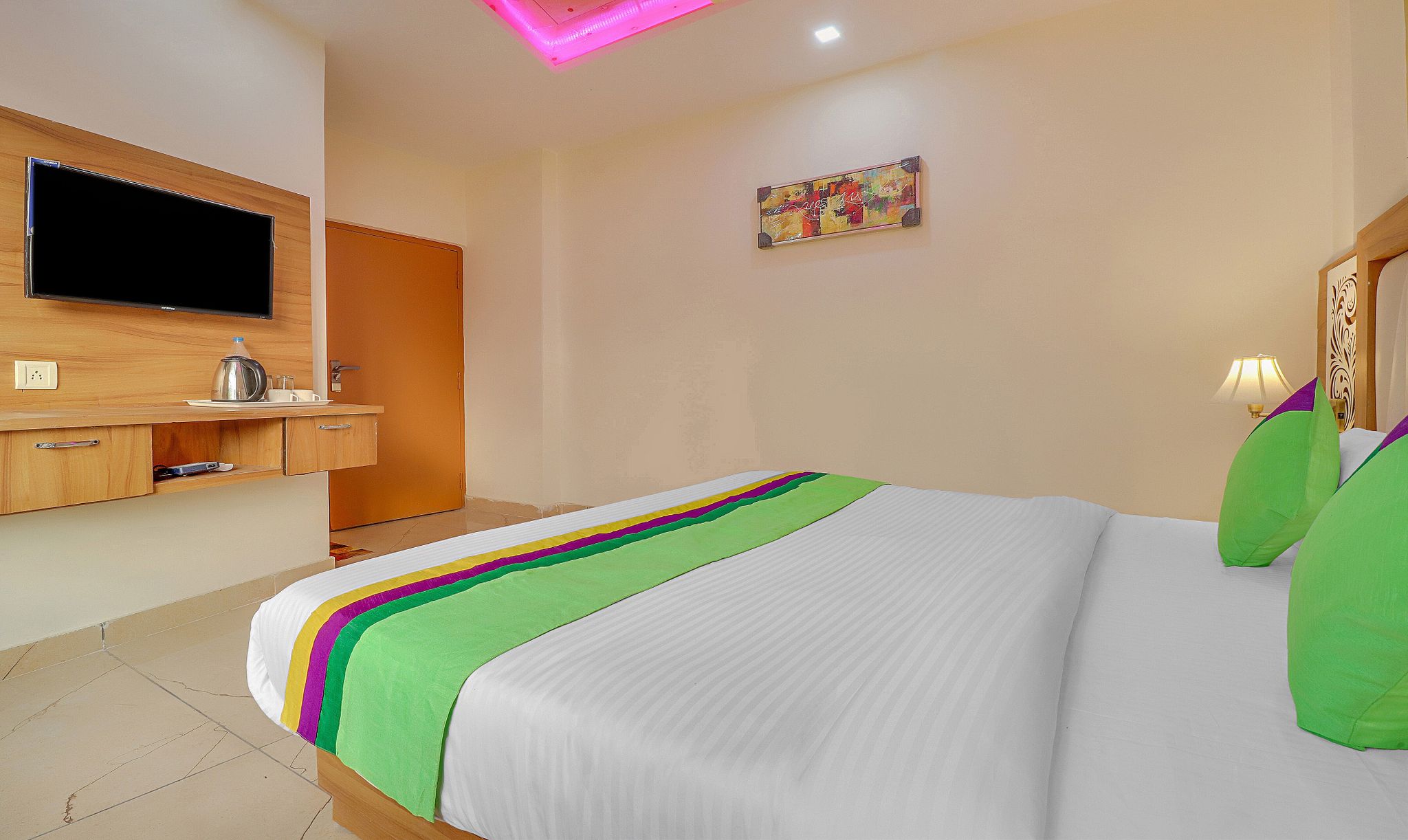 Treebo Royal Mirage, Bhoopatwala Economy Double Room 3