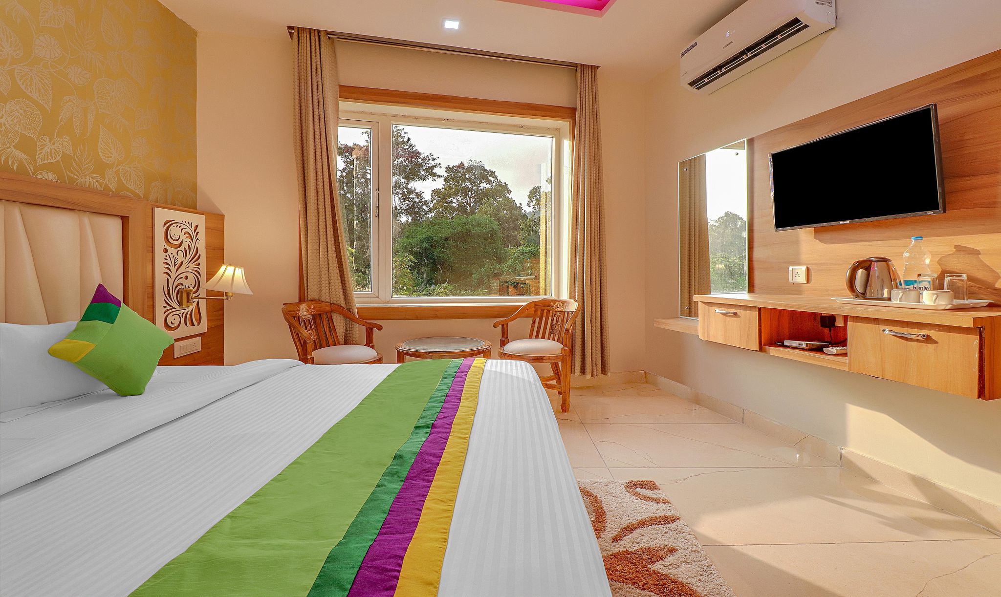 Treebo Royal Mirage, Bhoopatwala Economy Double Room 4