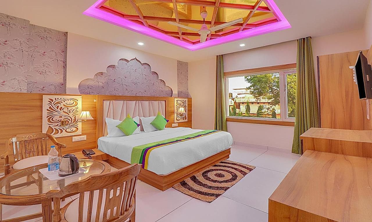 Treebo Royal Mirage, Bhoopatwala Economy Double Room 5