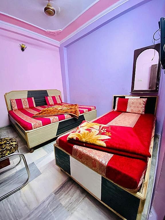 standard non ac triple bed