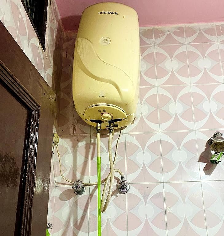 Deluxe 6 Bed family room 3rd floor