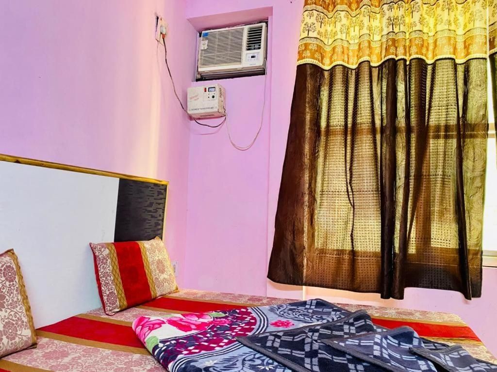 Deluxe 6 Bed family room 3rd floor