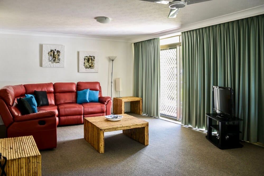 Copacabana Holiday Apartments Standard Apartment, 2 Bedrooms, Garden Area 3