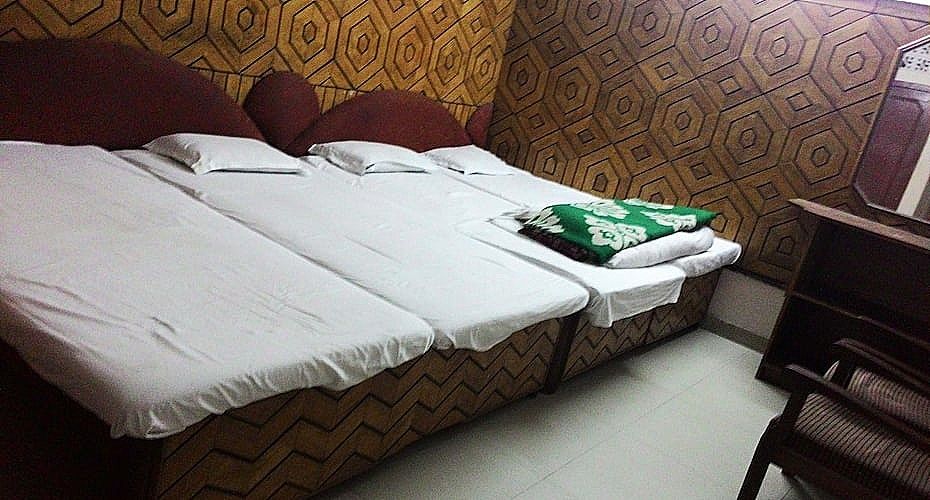 undefined Hotel Vishwanath 3