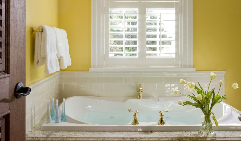 Port d'Hiver Luxury Room, 1 King Bed 2