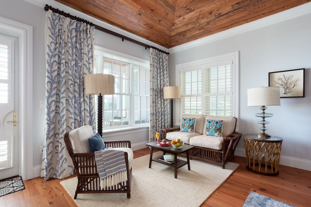 Port d'Hiver Premier Room, 1 King Bed, Balcony, Ocean View 5