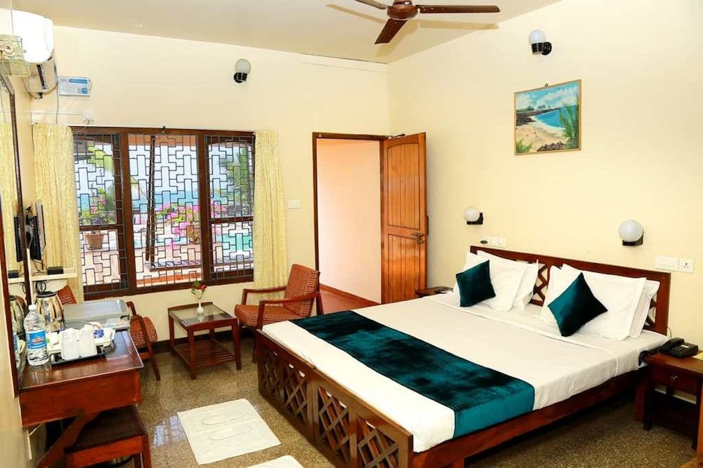 Sea Face Standard Double or Twin Room - Non Sea View 8