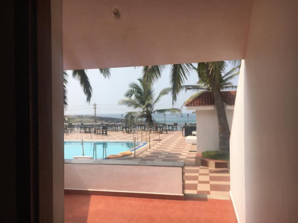 Sea Face Standard Double or Twin Room - Non Sea View 20