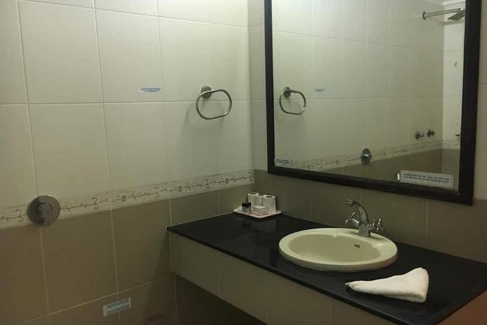 Sea Face Standard Double or Twin Room - Sea View 16