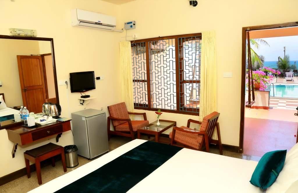 Sea Face Standard Double or Twin Room - Sea View 14