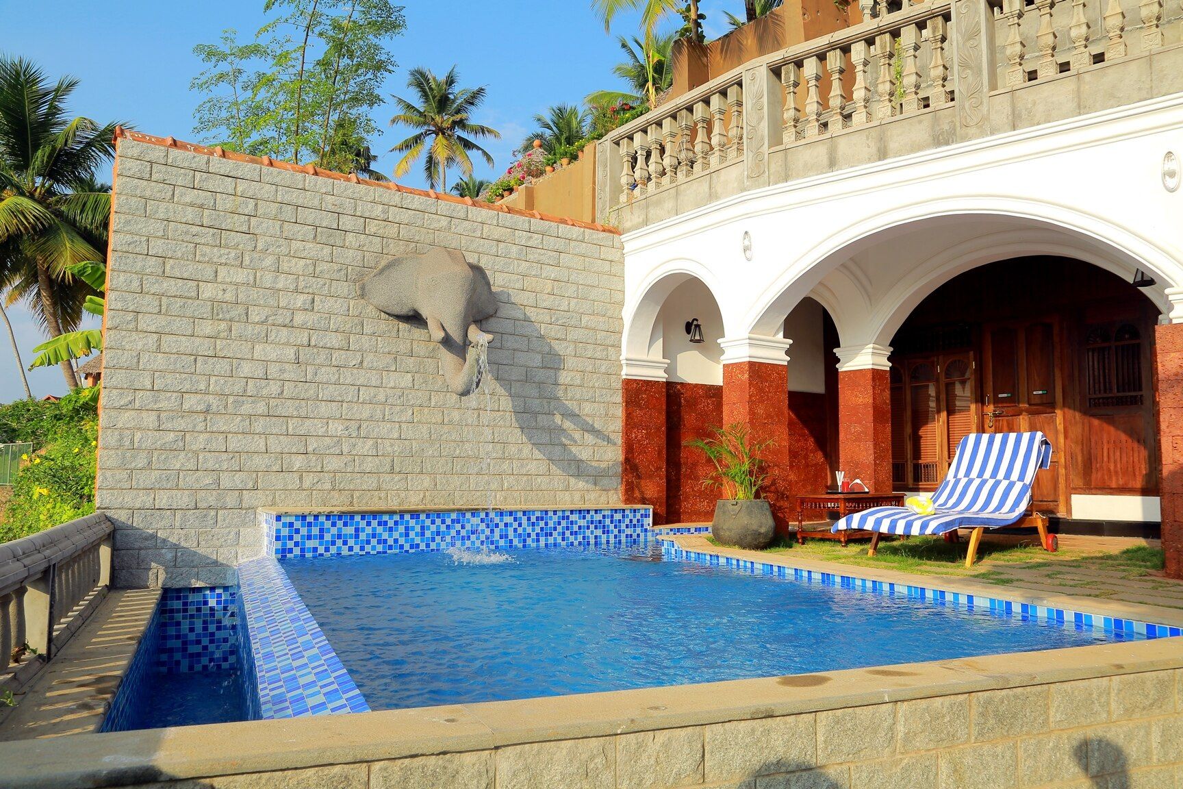 Dhanwanthari Heritage Pool Villa with Treatment Room