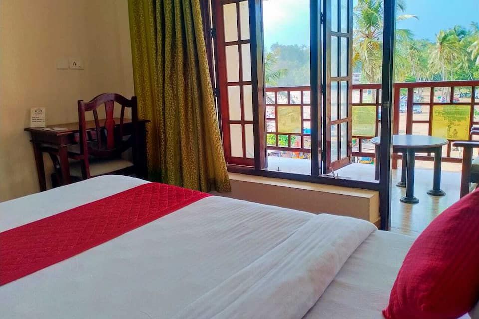 Hotel Searock Beach Resort Standard AC SeaView 4