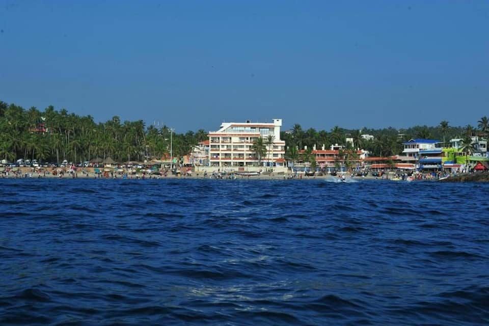 undefined Hotel Searock Beach Resort 5